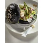 Burger d'oie du Sud-Ouest, plat signature — restaurant C'yusha Bordeaux