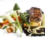 Lamproie à la bordelaise, spécialité régionale — restaurant C'yusha Bordeaux